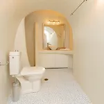 Anemos Caldera View Guest house 4*