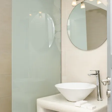 Konukevi Anemos Caldera View 4*