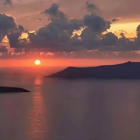 Anemos Caldera View Fira (Santorini)