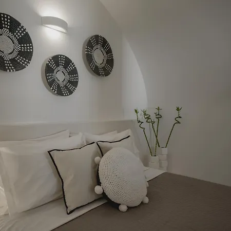 Πανσιόν Anemos Caldera View 4*