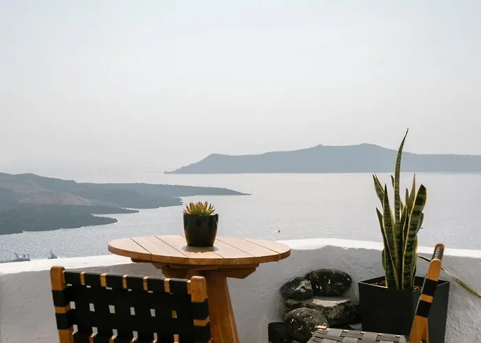 Anemos Caldera View 4*